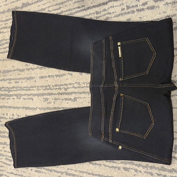 NWOT Nygard Indigo Boot Cut hi rise pull on jeans - Picture 6 of 7